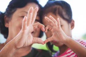 Planning a multi-generational event? Make it kid-friendly with thoughtful logistics and professional childcare solutions from Jovie.