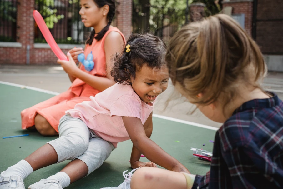 Realistic Screen Time For Kids Keeps Daily Schedules Manageable