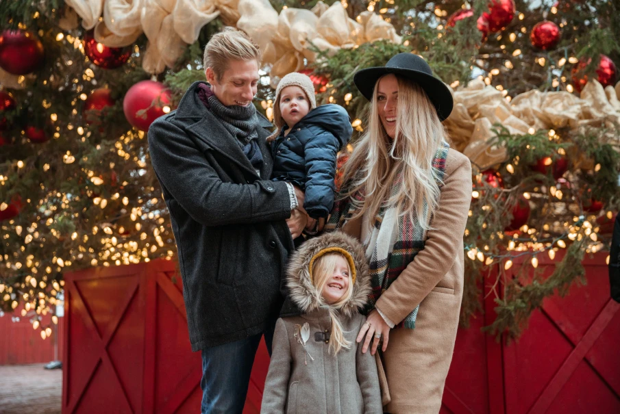 Enjoy stress-free holiday outings with our guide to winter family activities in San Antonio and reliable in-home care from Jovie.