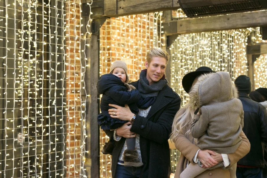 Magical Light Displays and Festive Phoenix Holiday Attractions Create Family Memories